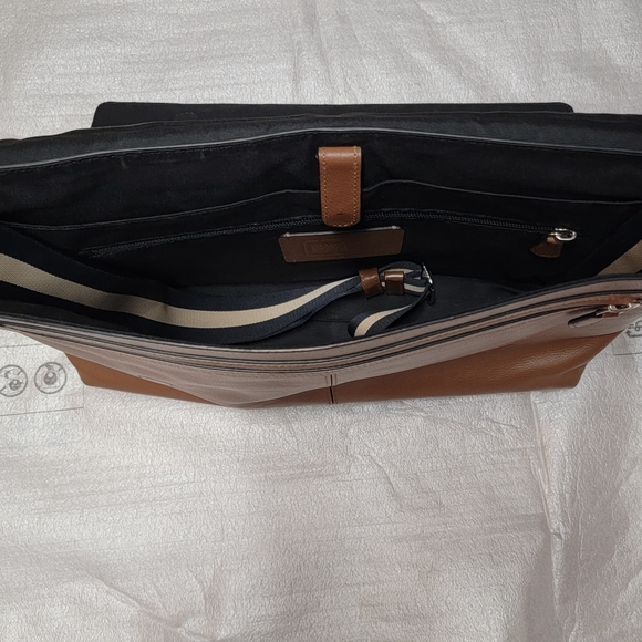 Coach mens laptop bag. - Picture 2 of 5
